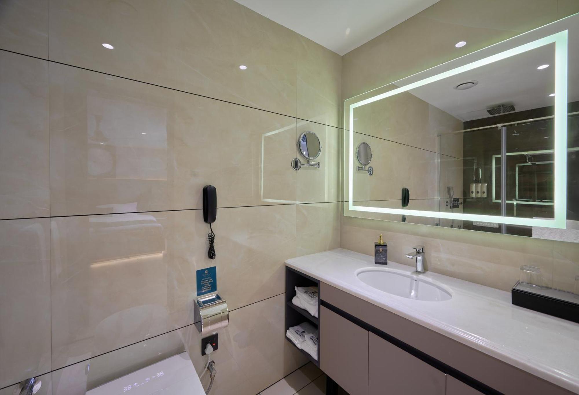 Kowju Airport Hotel Calicut Kondotty Екстериор снимка
